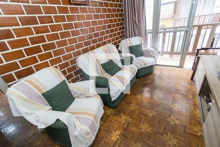 Sala - Sofás de apartamento para alugar com 2 quartos, 48m² em Penha, Rio de Janeiro