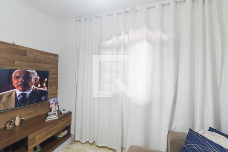 Sala de casa à venda com 3 quartos, 131m² em Parque Residencial Almerinda Chaves, Jundiaí