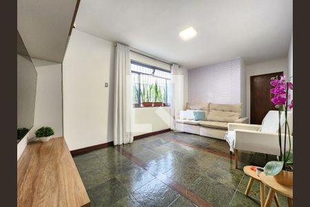 Sala de apartamento à venda com 3 quartos, 110m² em São Pedro, Belo Horizonte