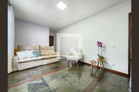 Sala de apartamento à venda com 3 quartos, 110m² em São Pedro, Belo Horizonte