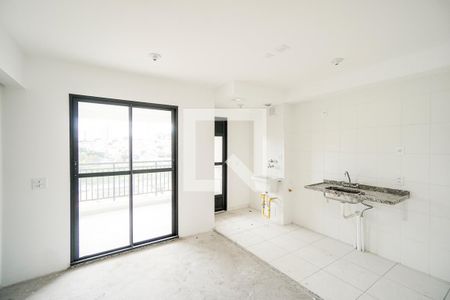 Sala e cozinha de apartamento para alugar com 1 quarto, 39m² em Vila Esperança, São Paulo