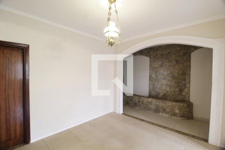 Sala 2 de casa para alugar com 5 quartos, 300m² em Santa Mônica, Uberlândia