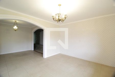 Sala 1 de casa para alugar com 5 quartos, 300m² em Santa Mônica, Uberlândia