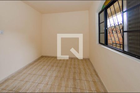 Quarto 1 de casa para alugar com 2 quartos, 124m² em Vila Oeste, Belo Horizonte