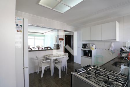 Apartamento para alugar com 145m², 3 quartos e 1 vaga Apartamento para alugar com 145m², 3 quartos e 1 vagaCozinha