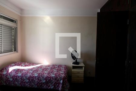 Apartamento para alugar com 145m², 3 quartos e 1 vaga Apartamento para alugar com 145m², 3 quartos e 1 vagaQuarto