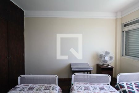 Apartamento para alugar com 145m², 3 quartos e 1 vaga Apartamento para alugar com 145m², 3 quartos e 1 vagaQuarto 2