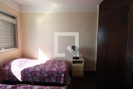 Apartamento para alugar com 145m², 3 quartos e 1 vaga Apartamento para alugar com 145m², 3 quartos e 1 vagaQuarto