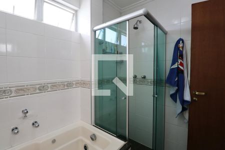 Apartamento para alugar com 145m², 3 quartos e 1 vaga Apartamento para alugar com 145m², 3 quartos e 1 vagaBanheiro Suíte