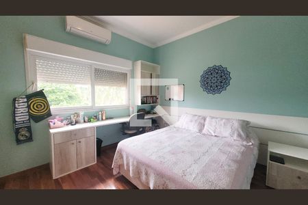 Casa de condomínio à venda com 350m², 4 quartos e 6 vagas Casa de condomínio à venda com 350m², 4 quartos e 6 vagasQuarto 2