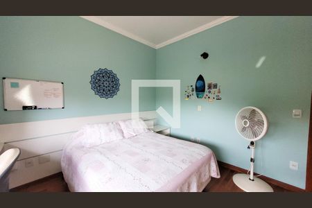 Casa de condomínio à venda com 350m², 4 quartos e 6 vagas Casa de condomínio à venda com 350m², 4 quartos e 6 vagasQuarto 2