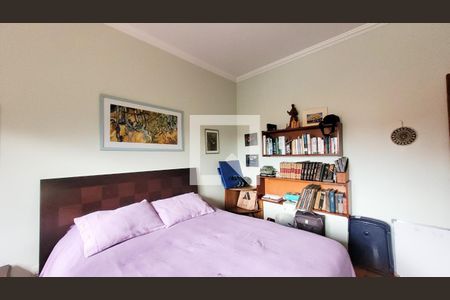 Casa de condomínio à venda com 350m², 4 quartos e 6 vagas Casa de condomínio à venda com 350m², 4 quartos e 6 vagasQuarto 1