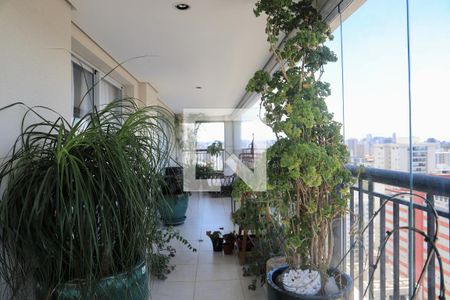 Sacada de apartamento à venda com 4 quartos, 245m² em Vila Clementino, São Paulo