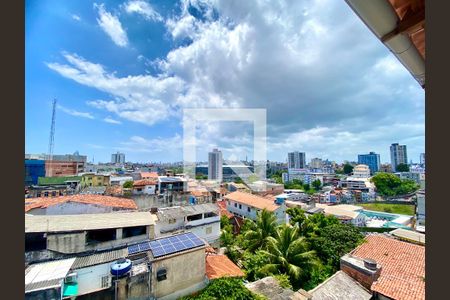 Vista da Sala de kitnet/studio para alugar com 0 quarto, 28m² em Matatu, Salvador