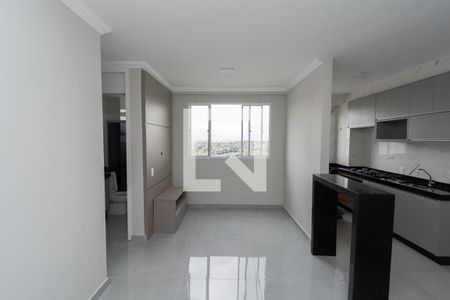 Sala de apartamento à venda com 2 quartos, 50m² em Diamante, Belo Horizonte