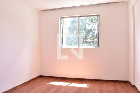 Suíte de apartamento para alugar com 3 quartos, 164m² em Centro, Curitiba