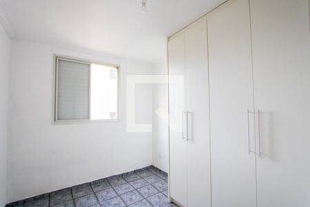 Quarto 1 de casa para alugar com 2 quartos, 56m² em Parque Sao Vicente, Santo André