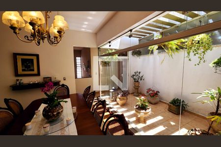 Sala de casa à venda com 4 quartos, 350m² em Jardim Paulista I, Jundiaí