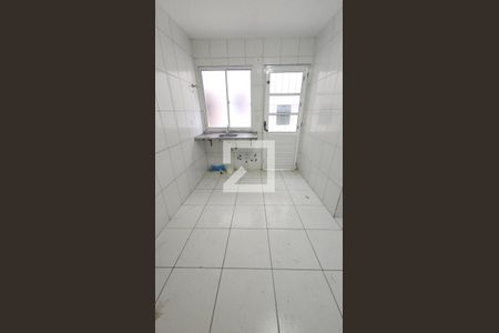 Sala/Cozinha de casa de condomínio para alugar com 1 quarto, 32m² em Parque Guarani, São Paulo