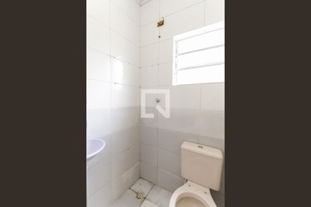 Banheiro de casa para alugar com 1 quarto, 60m² em Jardim Norma, São Paulo