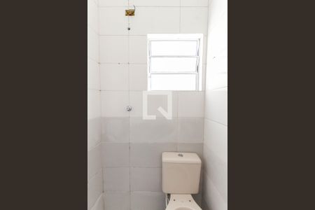 Banheiro de casa para alugar com 1 quarto, 60m² em Jardim Norma, São Paulo