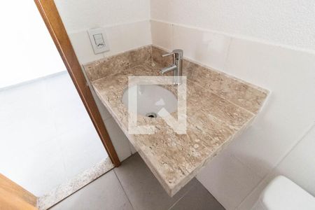 Banheiro de apartamento à venda com 1 quarto, 28m² em Vila Isolina Mazzei, São Paulo