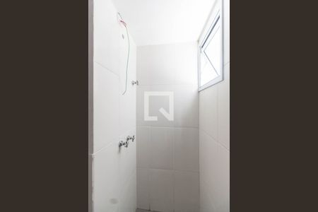 Banheiro de apartamento à venda com 1 quarto, 28m² em Vila Isolina Mazzei, São Paulo