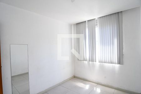 Quarto 2 de apartamento para alugar com 2 quartos, 70m² em Santa Rosa, Niterói