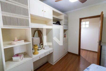 Quarto 1 de apartamento para alugar com 2 quartos, 80m² em Menino Deus, Porto Alegre