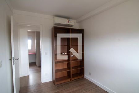 Quarto 1 de apartamento para alugar com 3 quartos, 87m² em Jardim Aeroporto, São Paulo