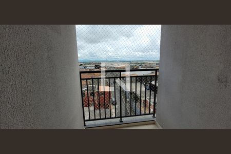 Sala Vista Varanda de apartamento para alugar com 3 quartos, 62m² em Jardim Europa, Itaquaquecetuba