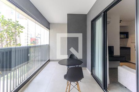 Varanda de kitnet/studio para alugar com 1 quarto, 33m² em Campos Elíseos, São Paulo