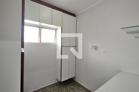 Casa à venda com 360m², 3 quartos e 6 vagas Casa à venda com 360m², 3 quartos e 6 vagasÁrea de Serviço