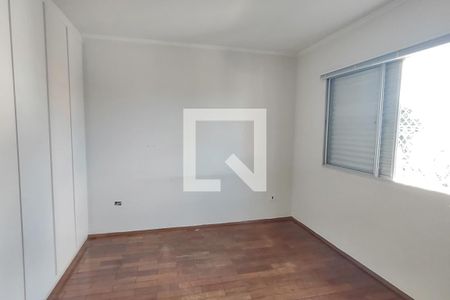 Casa à venda com 360m², 3 quartos e 6 vagas Casa à venda com 360m², 3 quartos e 6 vagasSuíte 1