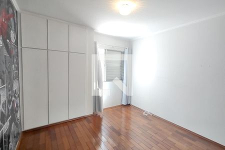 Casa à venda com 360m², 3 quartos e 6 vagas Casa à venda com 360m², 3 quartos e 6 vagasQuarto 2