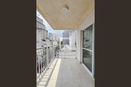 Varanda da Sala/Quarto de kitnet/studio à venda com 1 quarto, 35m² em Liberdade, São Paulo