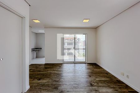 Sala/Quarto de kitnet/studio à venda com 1 quarto, 35m² em Liberdade, São Paulo