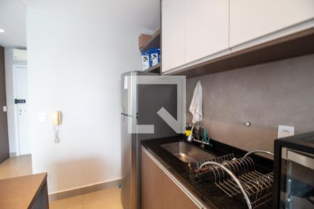 Cozinha de kitnet/studio para alugar com 1 quarto, 37m² em Brooklin, São Paulo