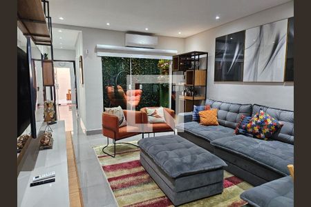 Sala de casa à venda com 3 quartos, 104m² em Vila Santa Isabel, São Paulo