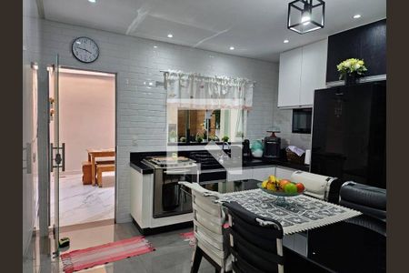 Cozinha de casa à venda com 3 quartos, 104m² em Vila Santa Isabel, São Paulo