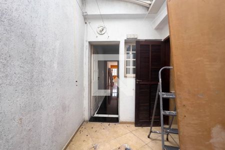 Área de Serviço de casa para alugar com 2 quartos, 130m² em Jardim da Gloria, São Paulo