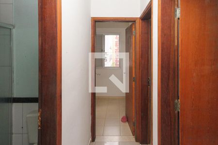 Corredor de apartamento à venda com 3 quartos, 64m² em Jardim Angela (zona Leste), São Paulo