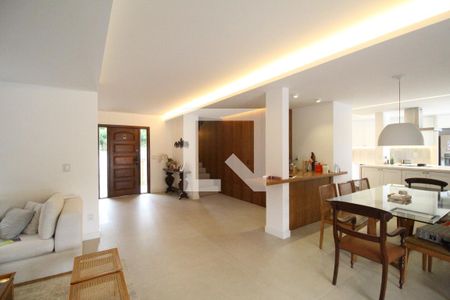 Sala de casa para alugar com 4 quartos, 470m² em Anil, Rio de Janeiro