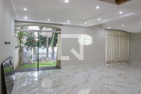 Sala de casa para alugar com 3 quartos, 600m² em Bela Aliança, São Paulo