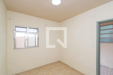 Quarto 1 de casa para alugar com 2 quartos, 80m² em Bonsucesso, Rio de Janeiro