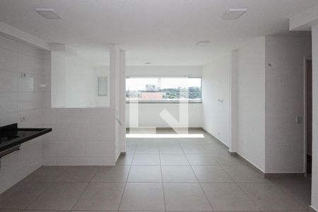 Sala e cozinha de apartamento para alugar com 2 quartos, 50m² em Vila Formosa, São Paulo