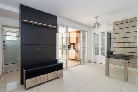 Sala de apartamento para alugar com 2 quartos, 75m² em Vila Suzana, São Paulo