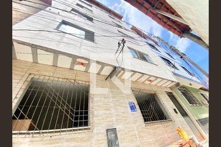 Fachada de kitnet/studio para alugar com 0 quarto, 30m² em Matatu, Salvador