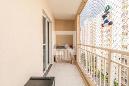 Varanda - Sala de apartamento para alugar com 2 quartos, 72m² em Jardim Tupanci, Barueri