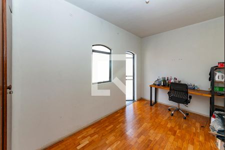 Quarto 1 de apartamento para alugar com 3 quartos, 80m² em Coração Eucarístico, Belo Horizonte